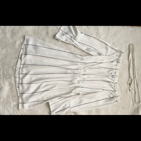 Pin stripe dress - Picture 6 of 7